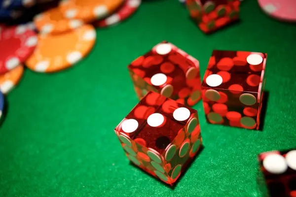 Crash game multiplier interface on bola168 with live counter and cash-out button